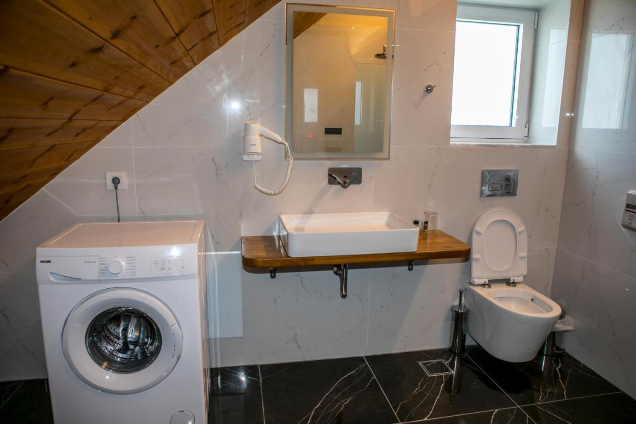 Hotel Alexander Mýtikas Eksteriør bilde